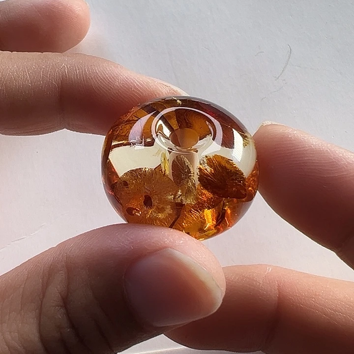 琥珀（花珀）颈饰未镶嵌