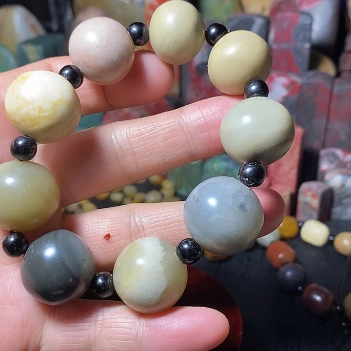 昌化鸡血石昌化石