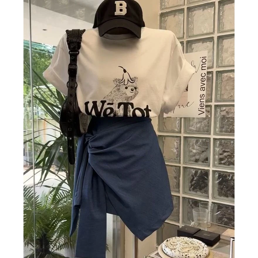 2025夏季新款美式字母T恤短袖上衣女百搭显瘦绑带半身裙两件套潮。