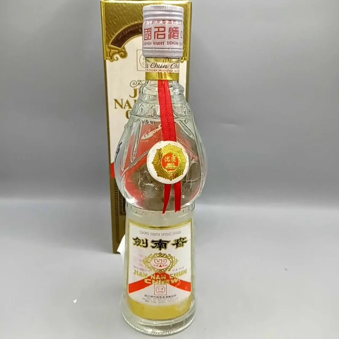 1992年白盖莲花剑52度500mlYH1285