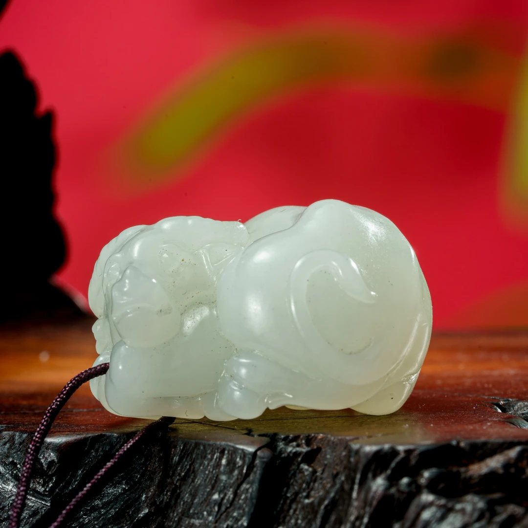 Lot56 和田玉挂件19.96g/十竹斋拍卖 1790105