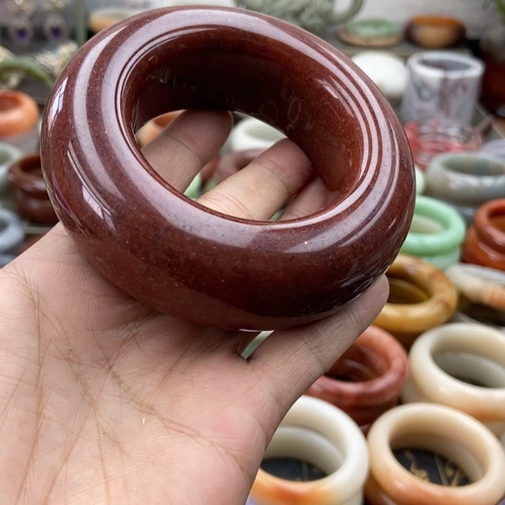 未镶嵌手镯石英岩玉佘红面包