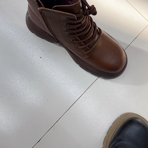 女士真皮马丁39码内里皮毛一体