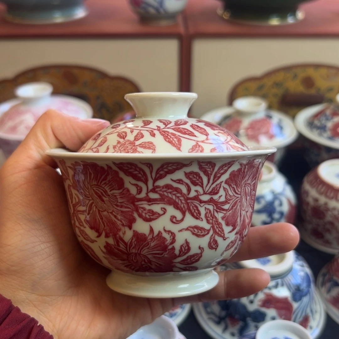 正绎堂釉里红山茶花盖碗