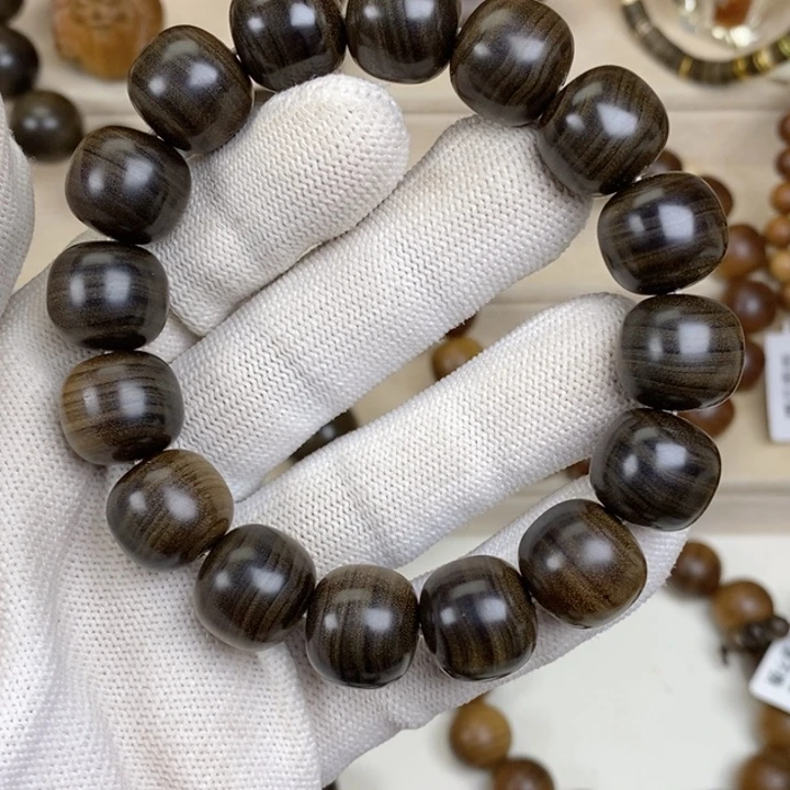 豪***哥13/14老山檀香阴沉横纹高货