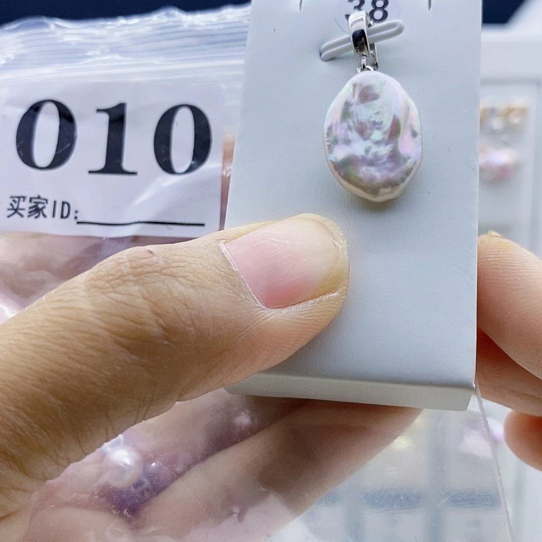 淡水珍珠颈饰钛钢