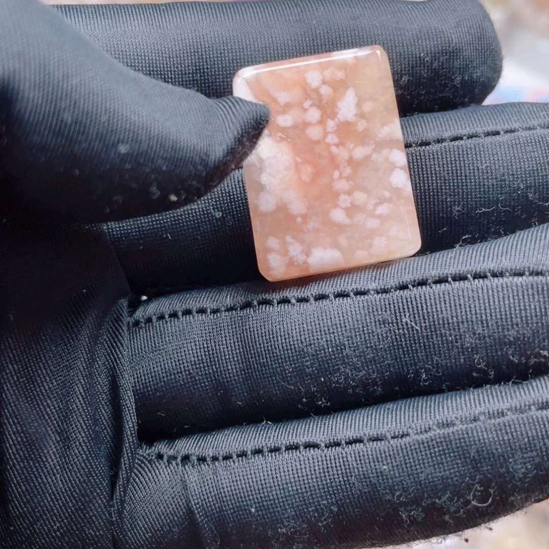 玛瑙/玉髓未镶嵌珠宝奇石