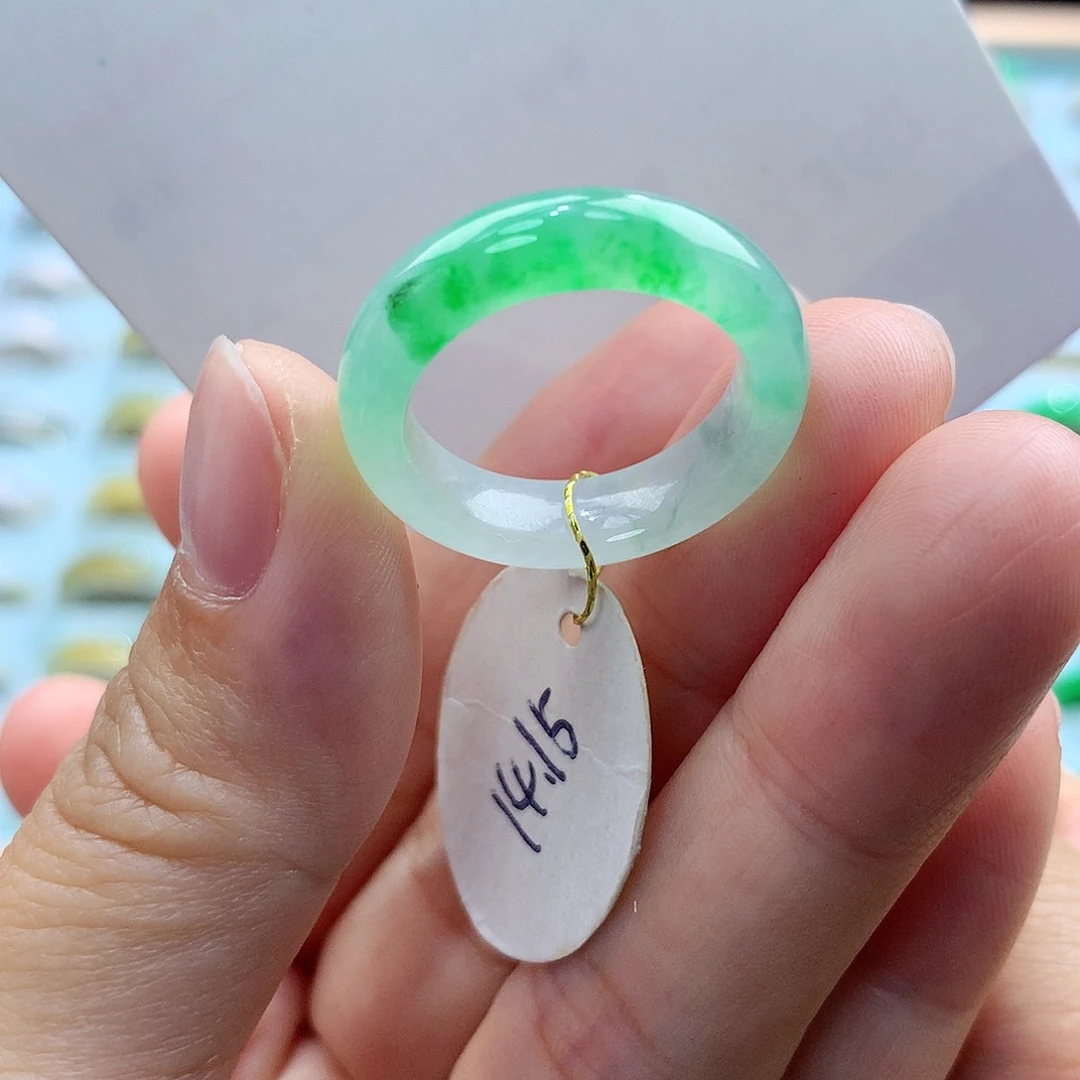 翡翠戒指未镶嵌派*1415圈