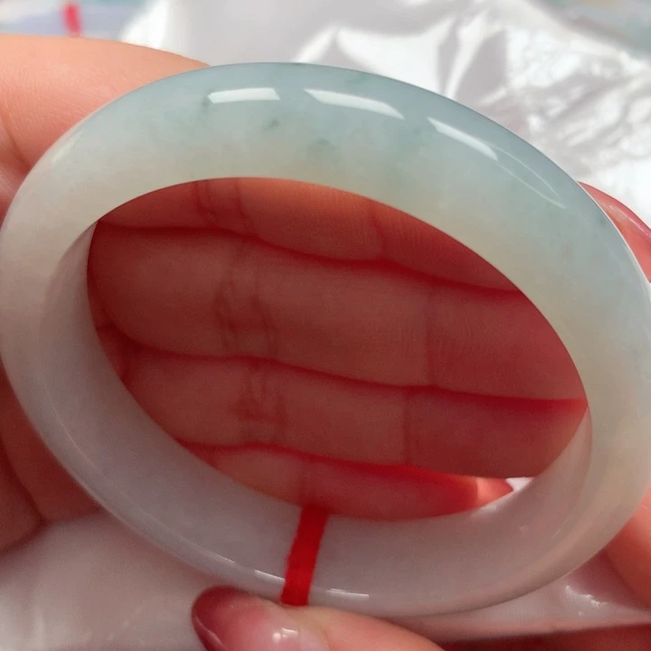 翡翠手镯未镶嵌冰飘花26捡漏