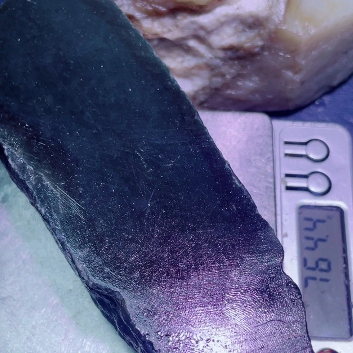 和田玉（糖玉）未镶嵌珠宝半成品