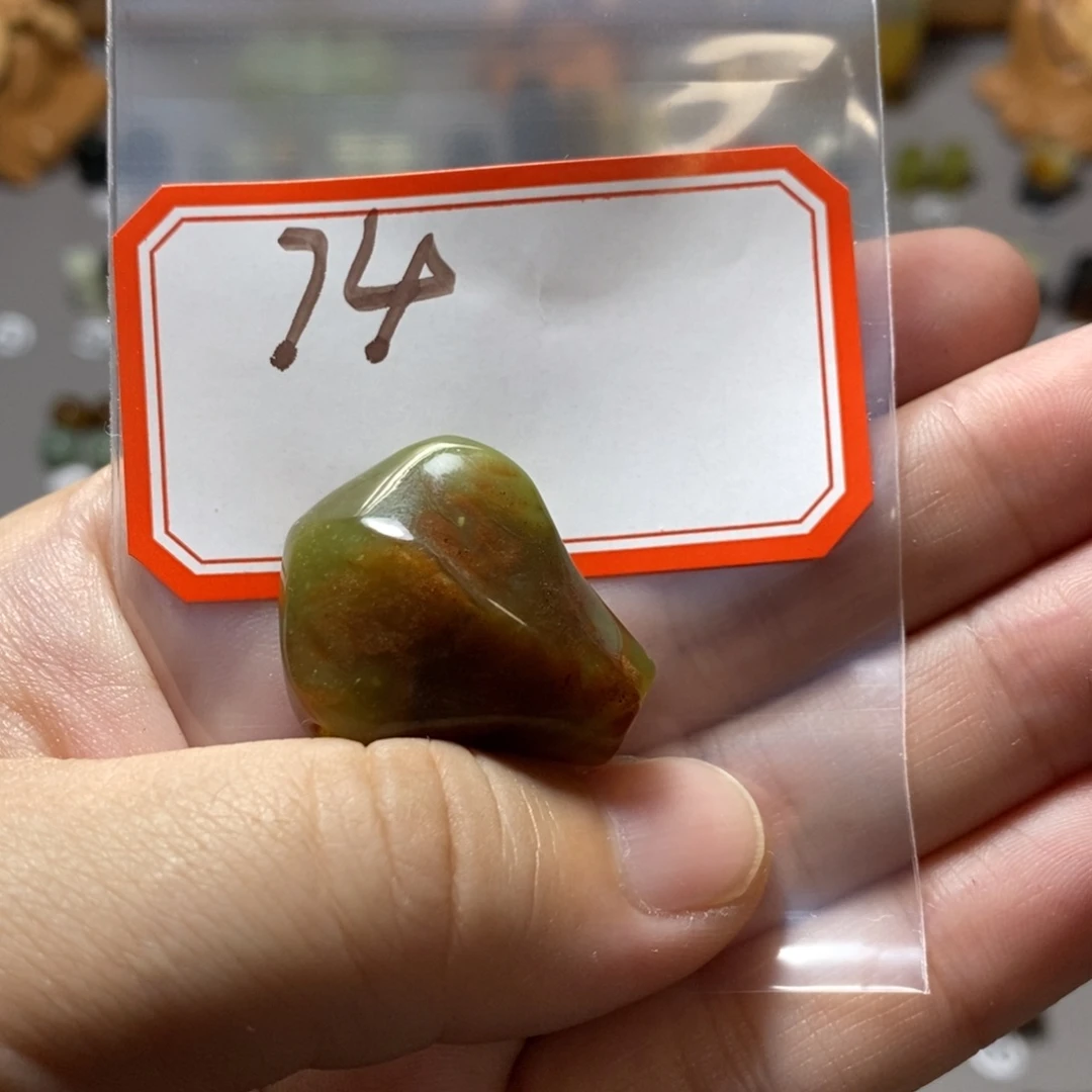 【闪购商品】蛇纹石玉配珠未镶嵌阿**玩