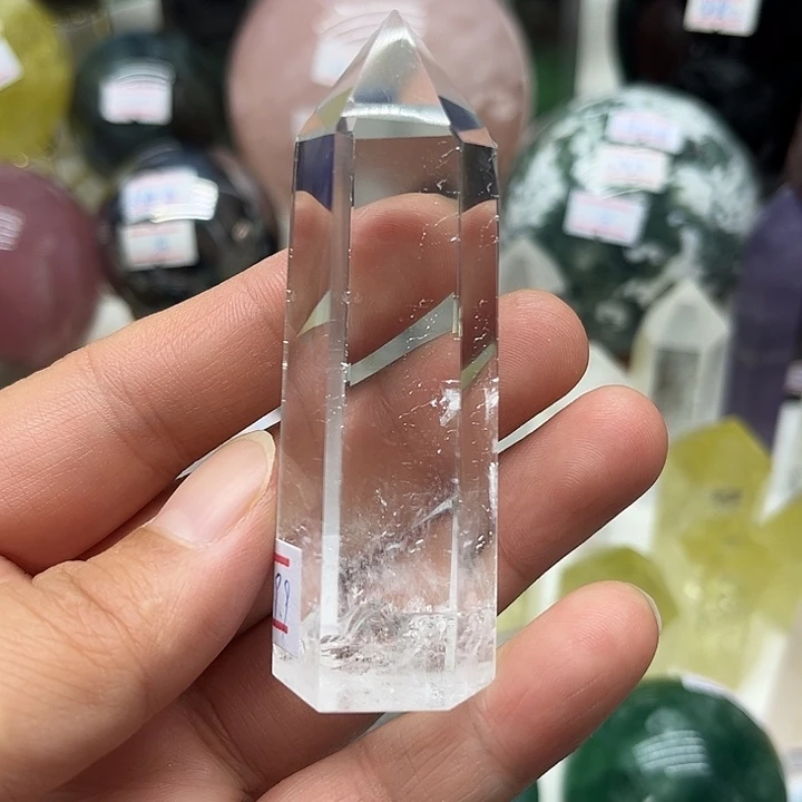 水晶珠宝半成品未镶嵌67克白水晶柱