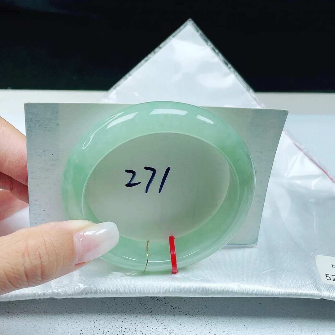 翡翠未镶嵌手镯 正圈52+