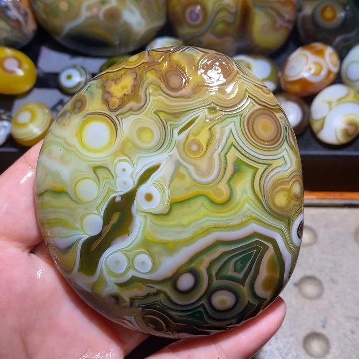 玛瑙/玉髓未镶嵌珠宝半成品
