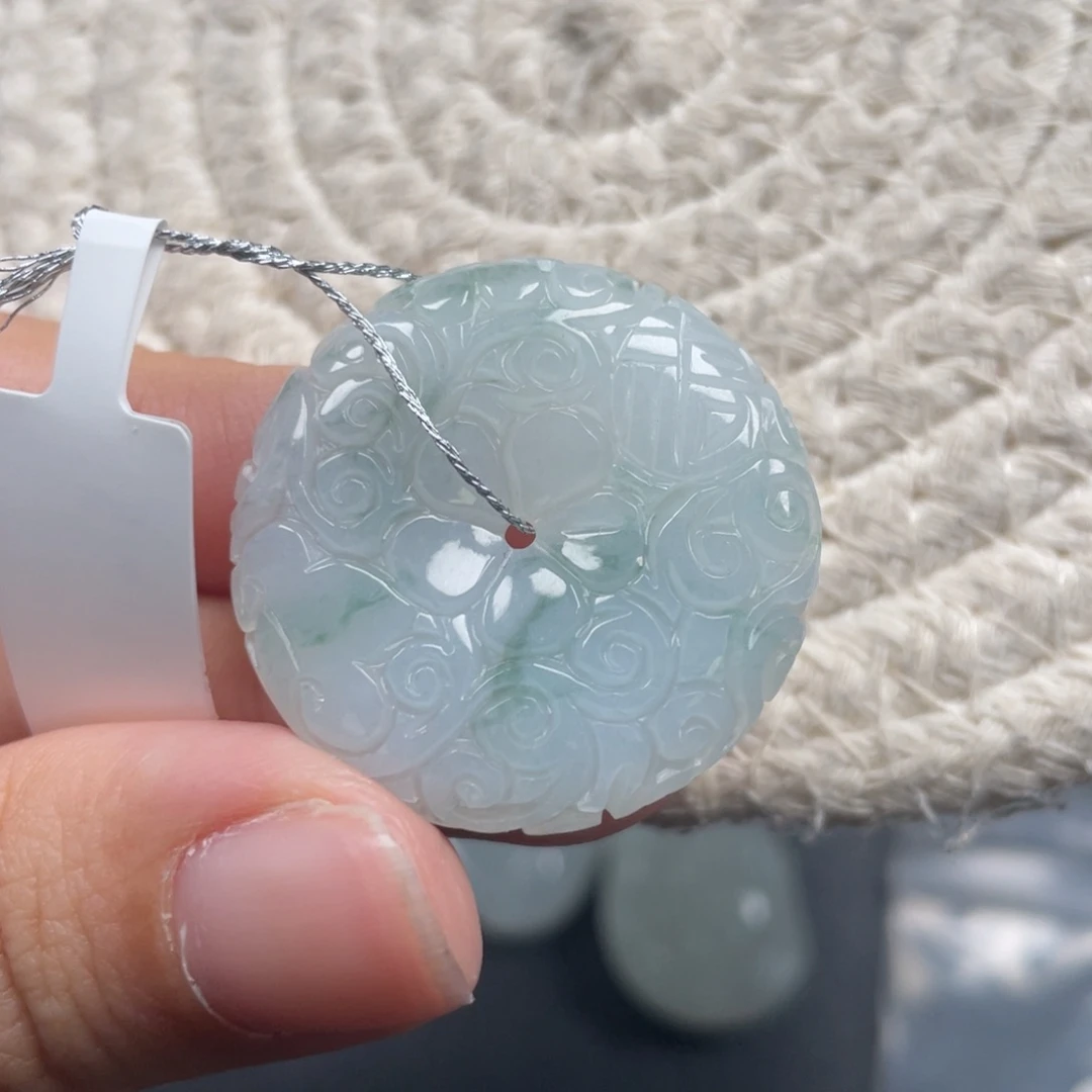 翡翠未镶嵌颈饰天然A货缅甸翡翠