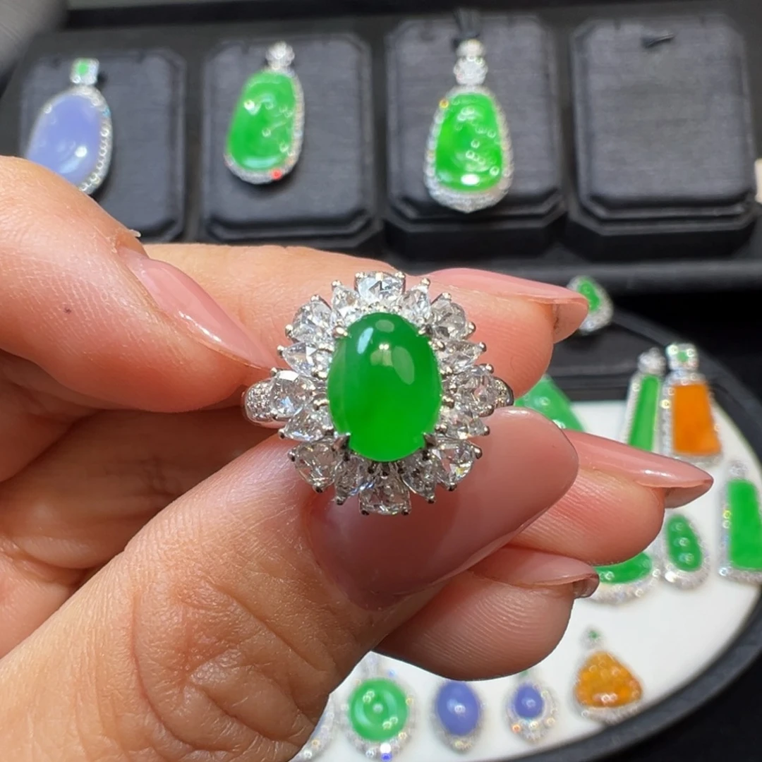 翡翠戒指18K金镶嵌收到货48小时鉴赏期