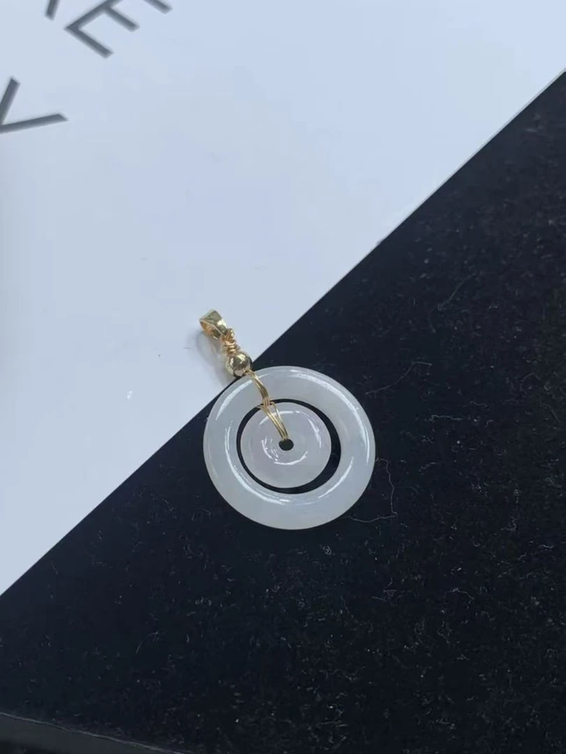 天然翡翠A货子母扣多样性发其一