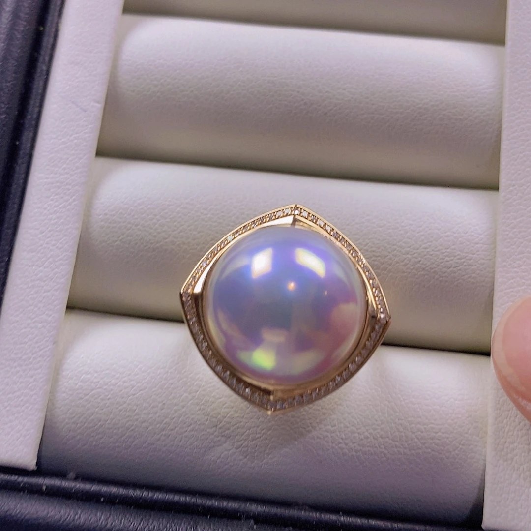 拼合珍珠（马贝珠）戒圈18K金镶嵌