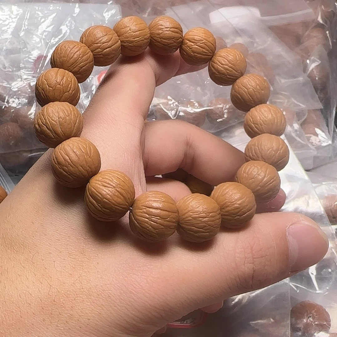 吊坠猴头核桃聚宝盆