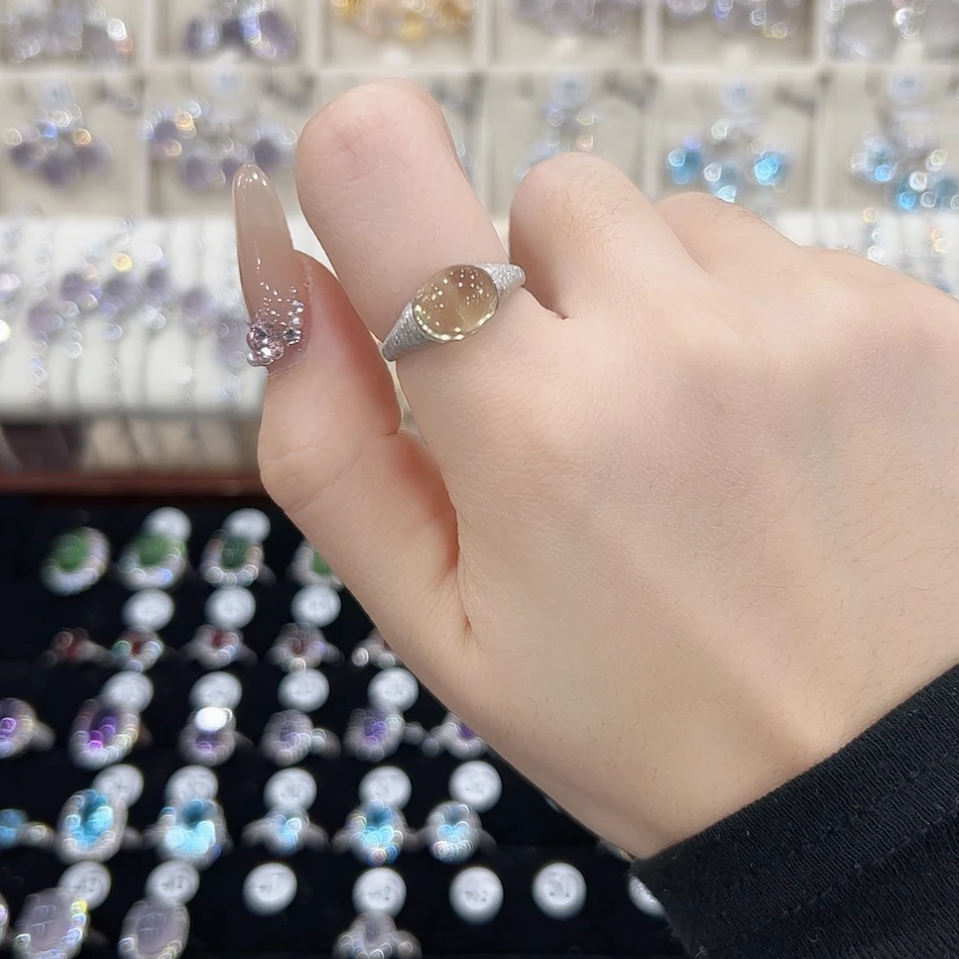 郭***兜戒指银S925镶嵌黄晶