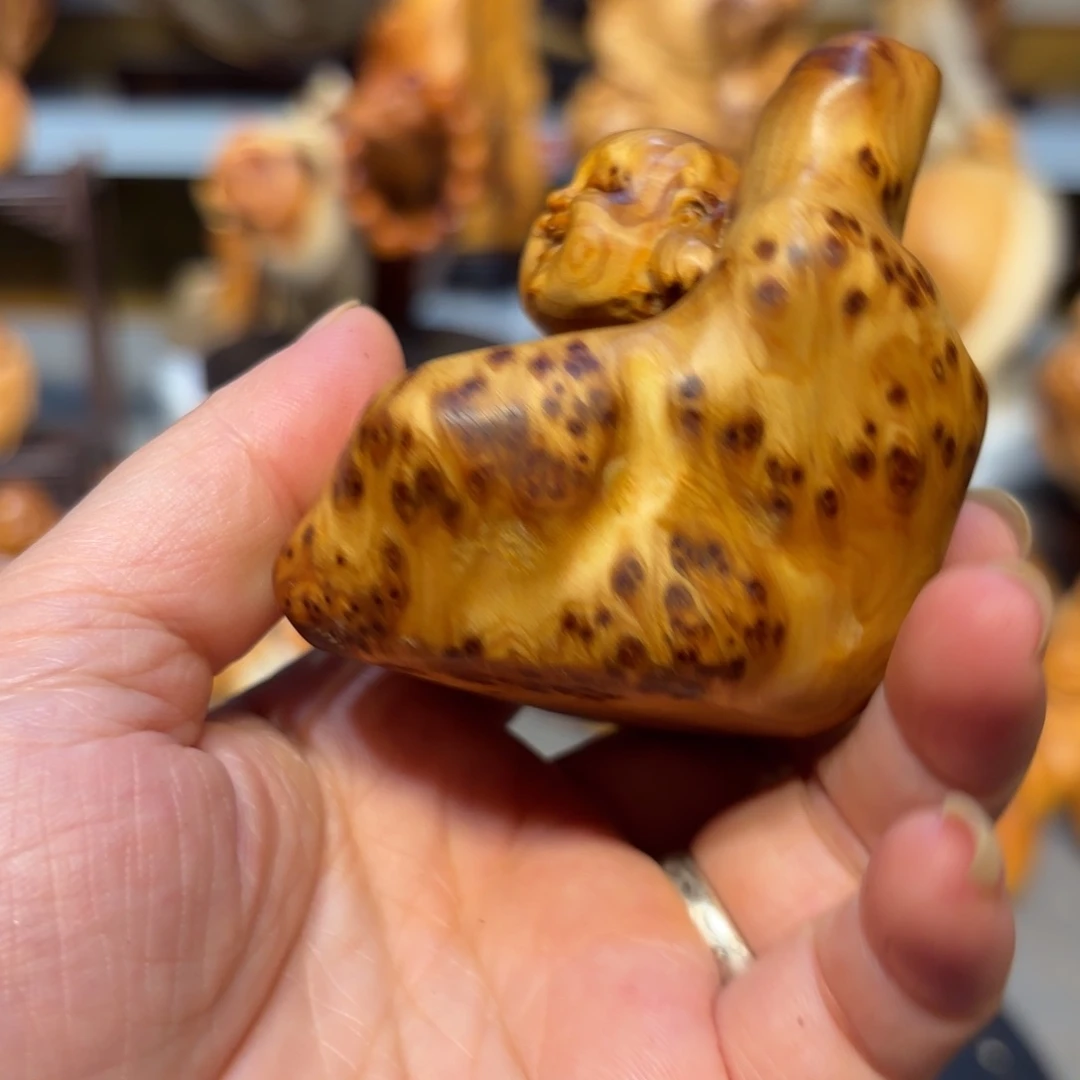 木太行崖柏弥勒佛瘤疤