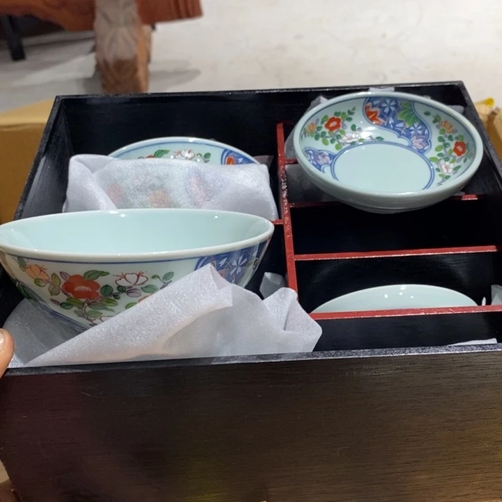 日本瓷器套碗大漏