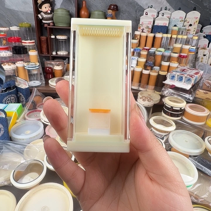 蟋蟀穿条鱼配加湿器一个…………