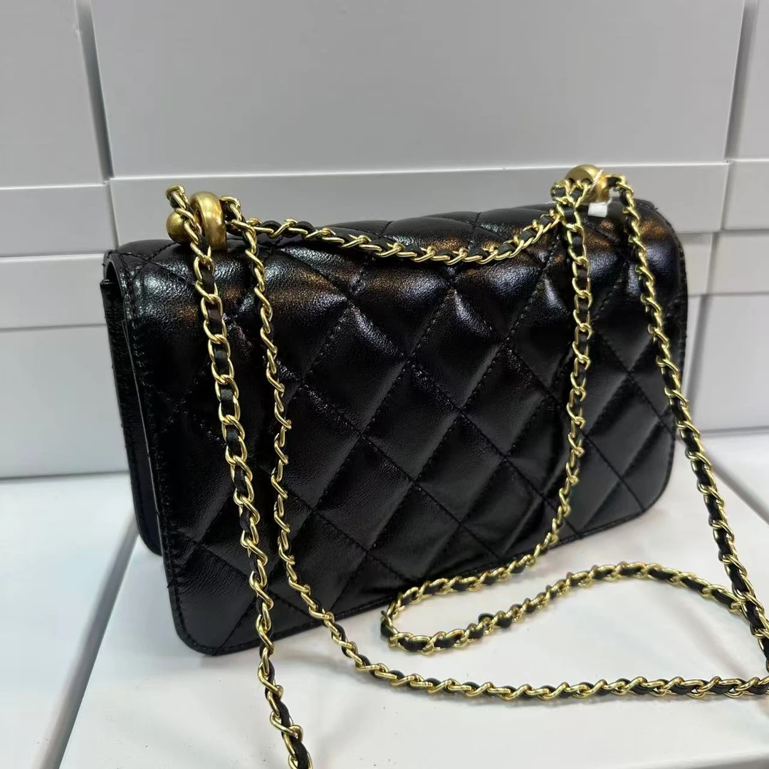 链条款方形斜挎包小香风真皮包包潮流流浪气质经典