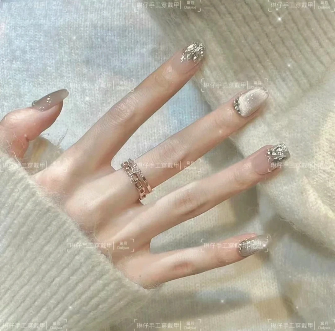 【肉桂奶咖】纯手工穿戴甲高级轻奢穿猫眼戴式美甲贴长款显白百搭