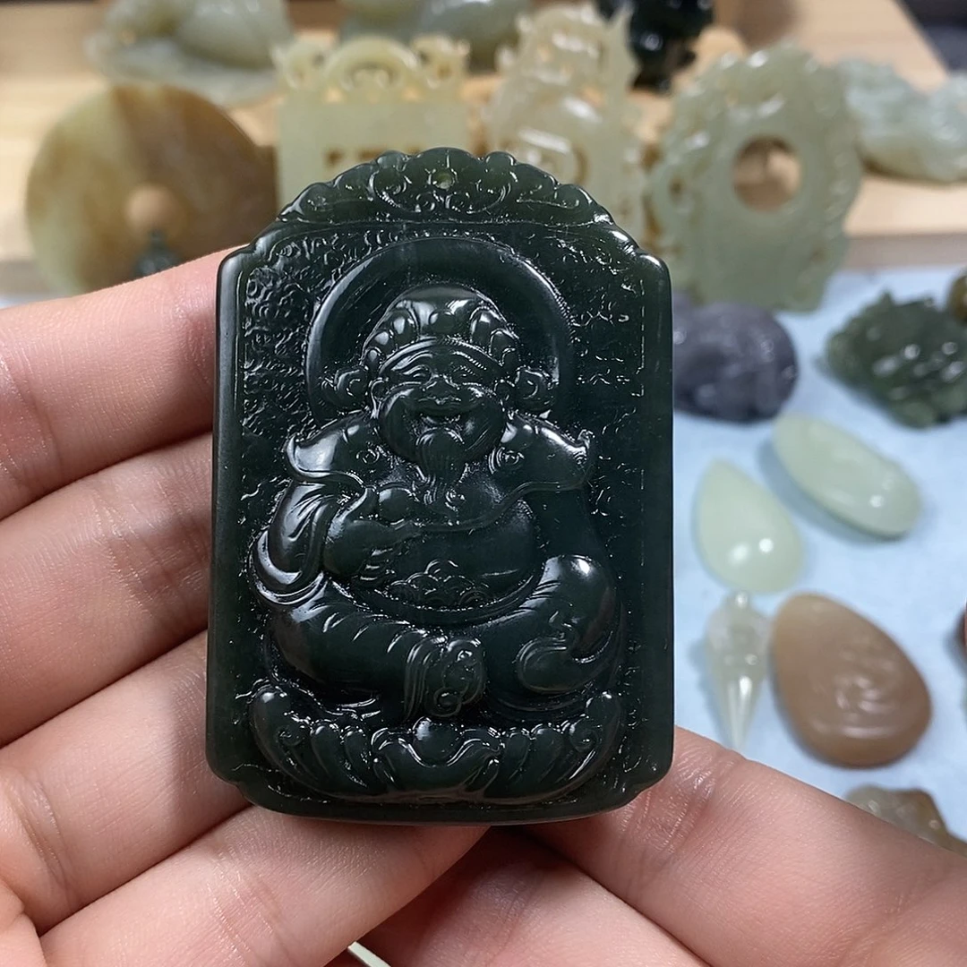 和田玉未镶嵌挂件