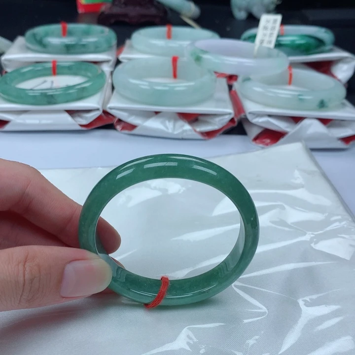 未镶嵌手镯翡翠56圈贵妃手镯