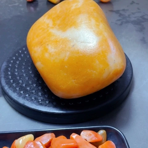 有机玻璃新疆金丝玉摆件不包邮
