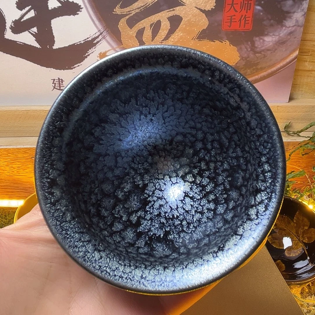 茶盏我是个没有底线又爱看