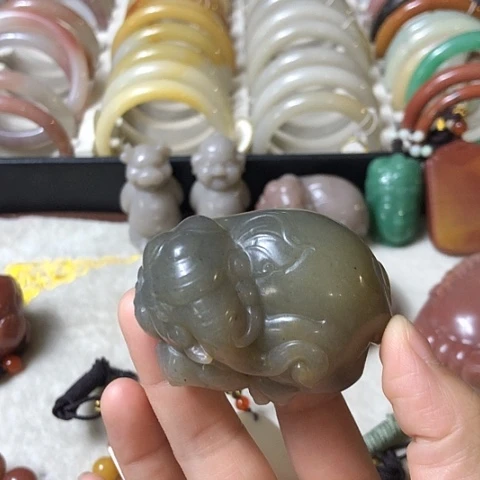 未镶嵌手把件石英质玉