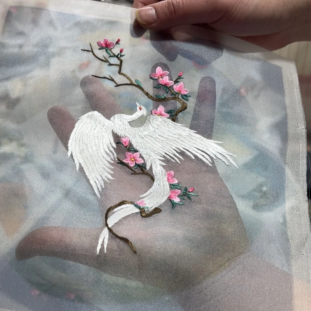 织绣纯手工刺绣陆老师