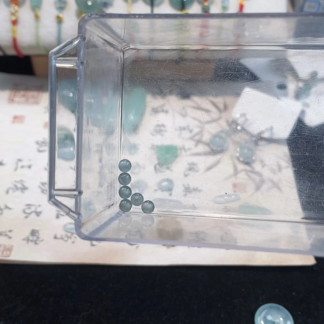 翡翠颈饰未镶嵌翻***酱天然翡翠