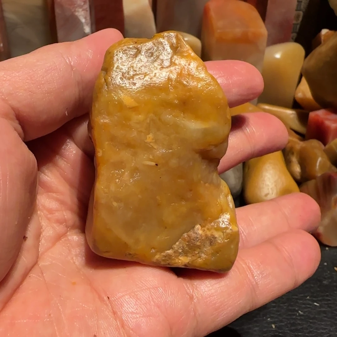 老挝石田黄原石，