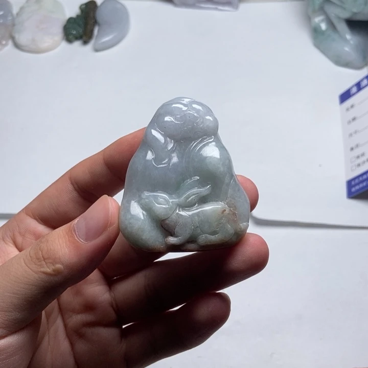 翡翠未镶嵌颈饰兔子7