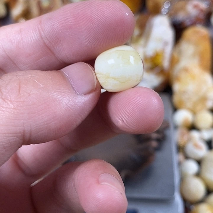 裸石琥珀未镶嵌我