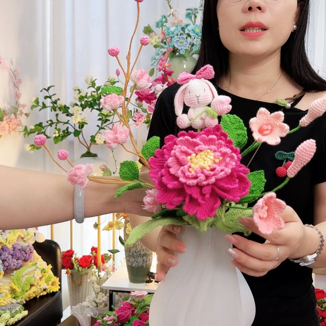 莱赛尔纤维棉手工钩织花束