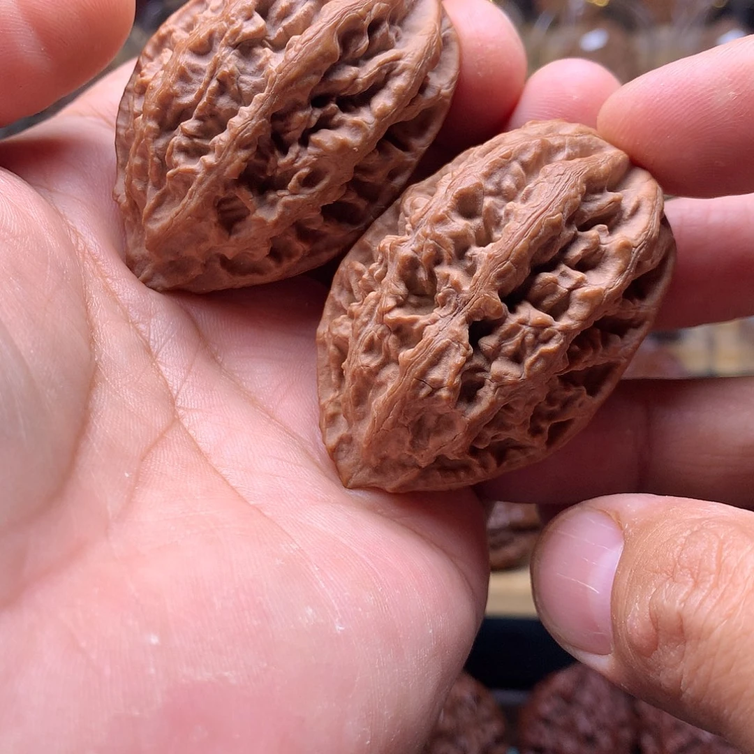 把件文玩核桃东北楸子文玩核桃
