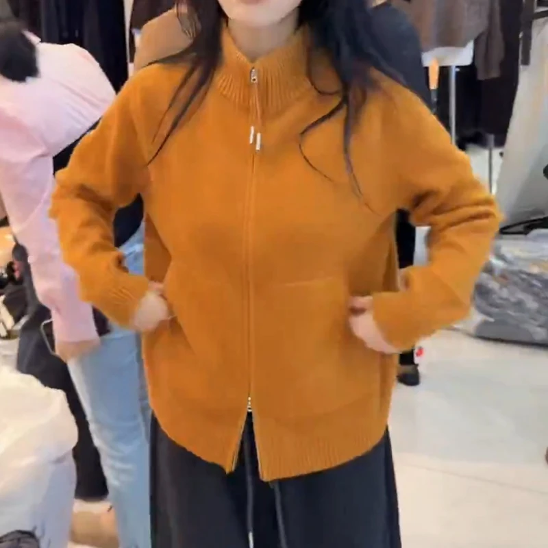 2025新款纯色上衣圆领少女风百搭短款针织毛衣立领长袖LK2506911