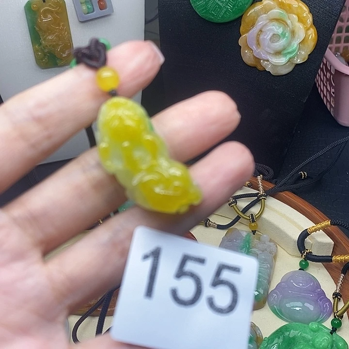 吊坠(赠链)未镶嵌翡翠