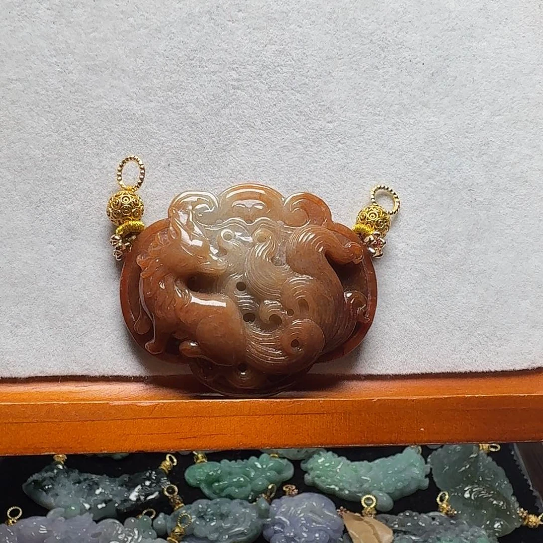 吊坠(不含链)未镶嵌翡翠