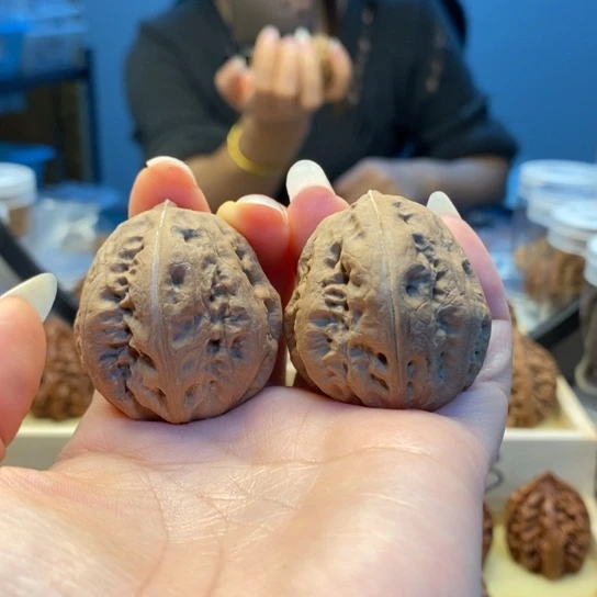 把件桃核闷尖小蛤蟆