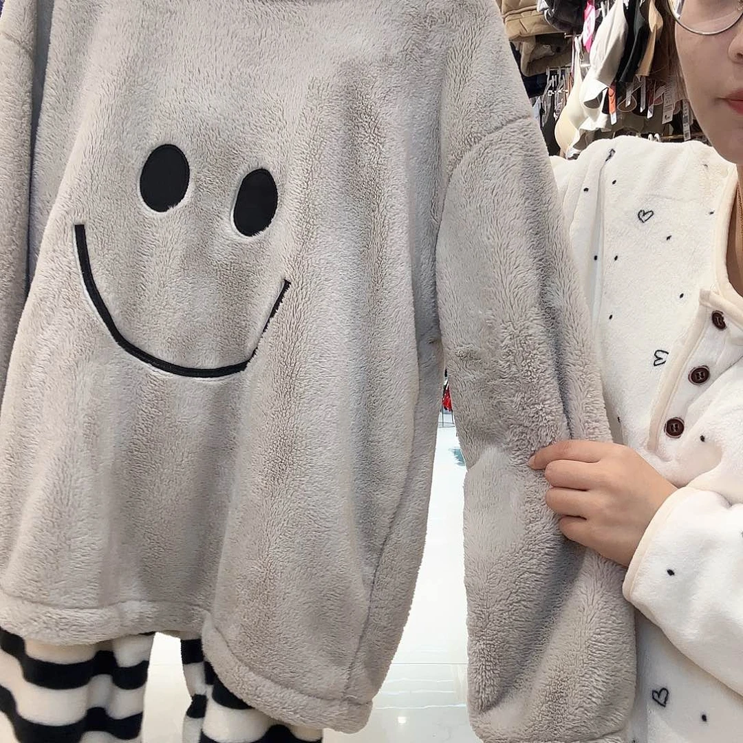 三醋酯纤维灰色笑脸 170