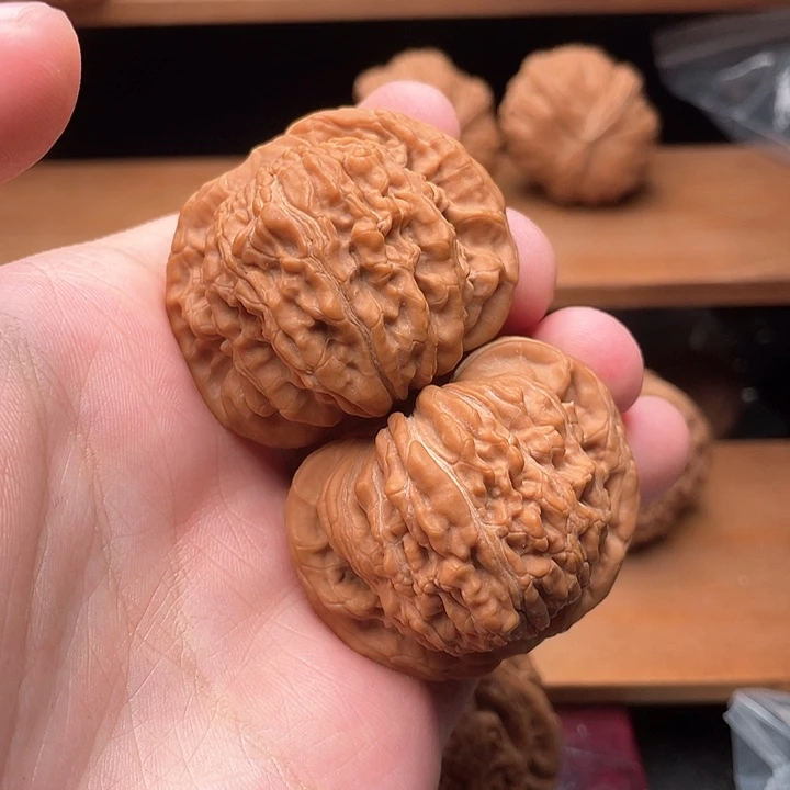 吊坠文玩核桃45全品毕业红皮平谷楼