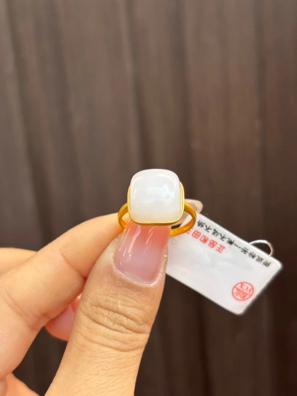 3734 和田玉俄料羊脂白18k金镶嵌戒指 多样性发其一