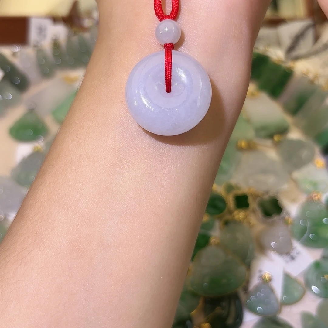 蛋***爱翡翠未镶嵌颈饰平安扣