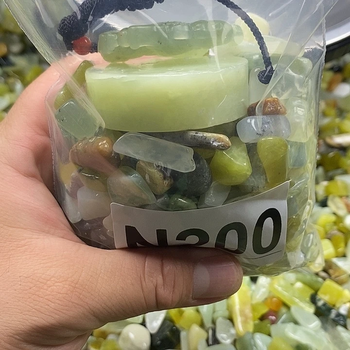 蛇纹石玉未镶嵌鱼缸石